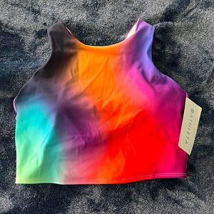 Athleta Conscious Crop D-DD